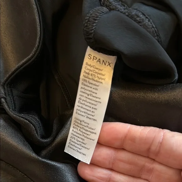 Spanx Moto Shiny Black Faux Leather Leggings - Picture 3 of 9